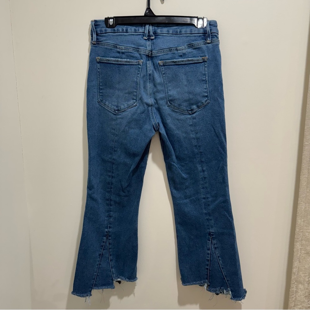 Good American Cropped Split Hem Flare Jeans Medium Wash Size 10/30 - Picture 8 of 13